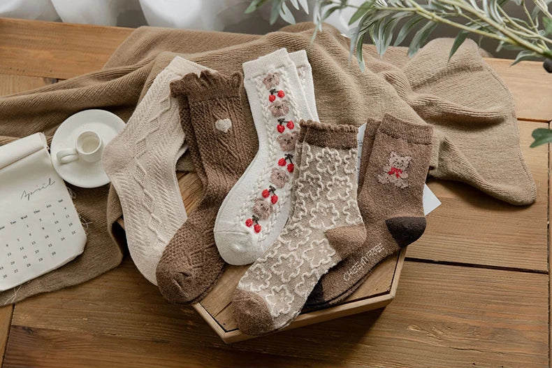 Cute Bear Socks Women High Wool Keep Warm Brown Winter Sock Fuffy Funny Lovely Kawaii Cartoon Christmas Gift Thermal Size 35-40