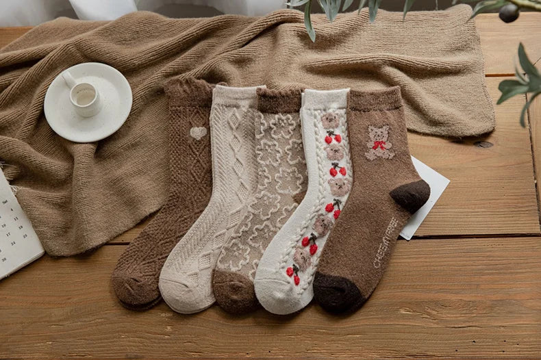 Cute Bear Socks Women High Wool Keep Warm Brown Winter Sock Fuffy Funny Lovely Kawaii Cartoon Christmas Gift Thermal Size 35-40