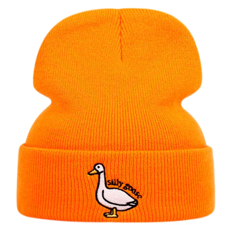 Cute Duck Embroidered Knitted Hat, Warm for Men and Women in Autumn and Winter, Outdoor, Adult Knitted Hat with Knitted Yarn